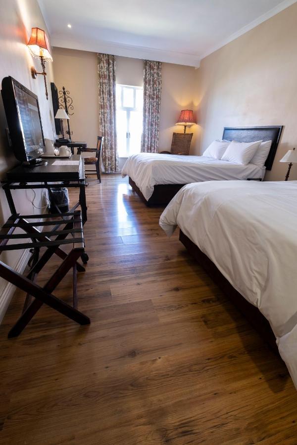 Protea Hotel By Marriott Kimberley Extérieur photo