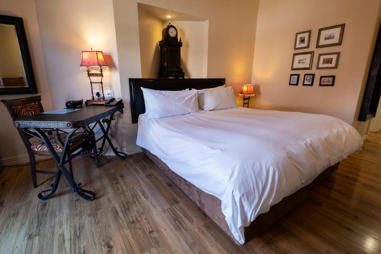 Protea Hotel By Marriott Kimberley Extérieur photo