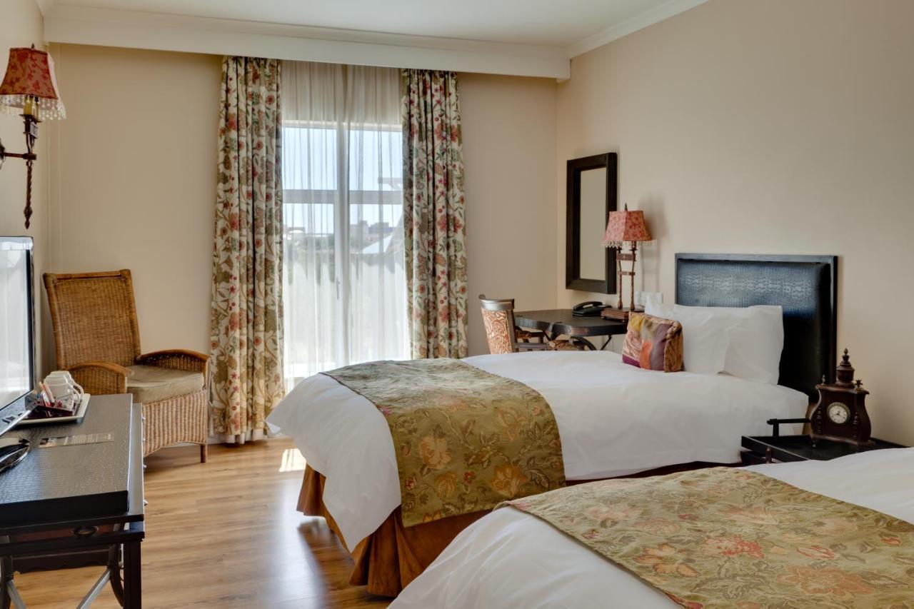 Protea Hotel By Marriott Kimberley Extérieur photo