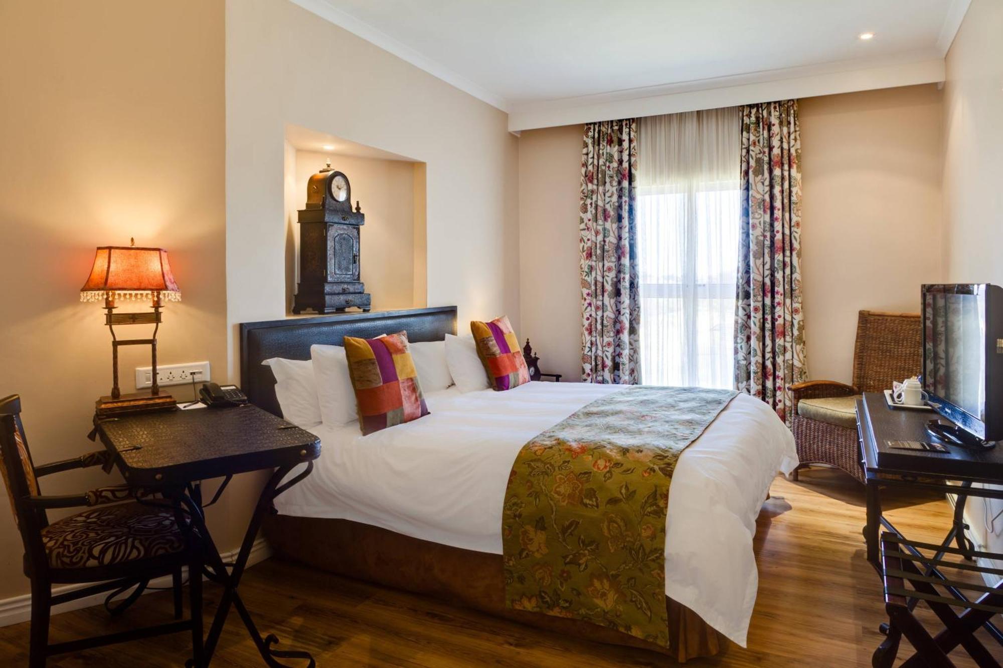 Protea Hotel By Marriott Kimberley Extérieur photo
