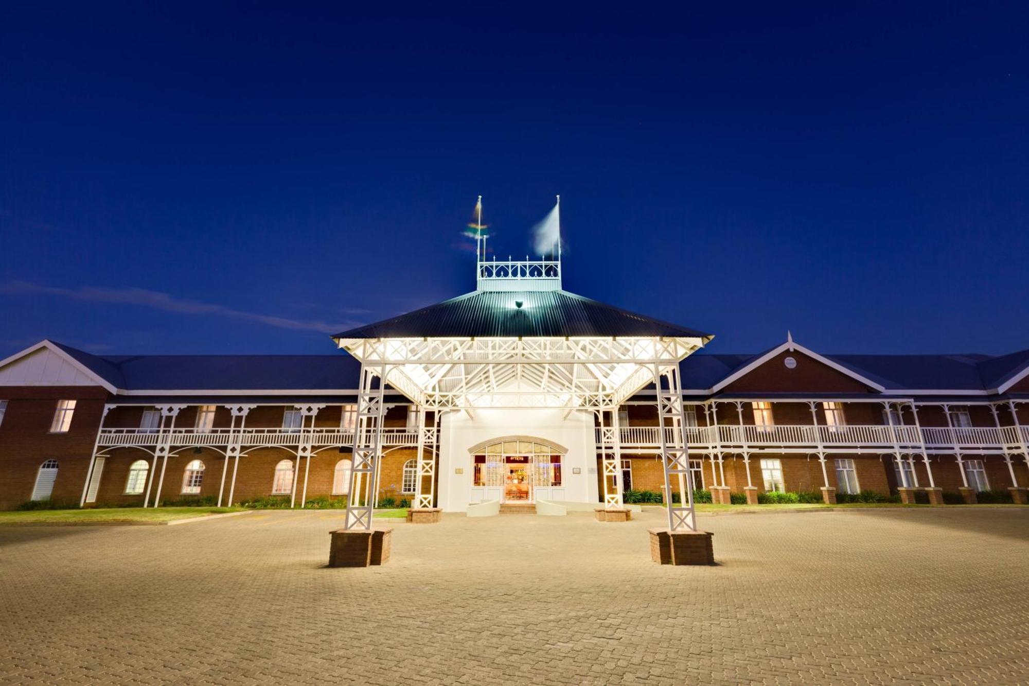 Protea Hotel By Marriott Kimberley Extérieur photo