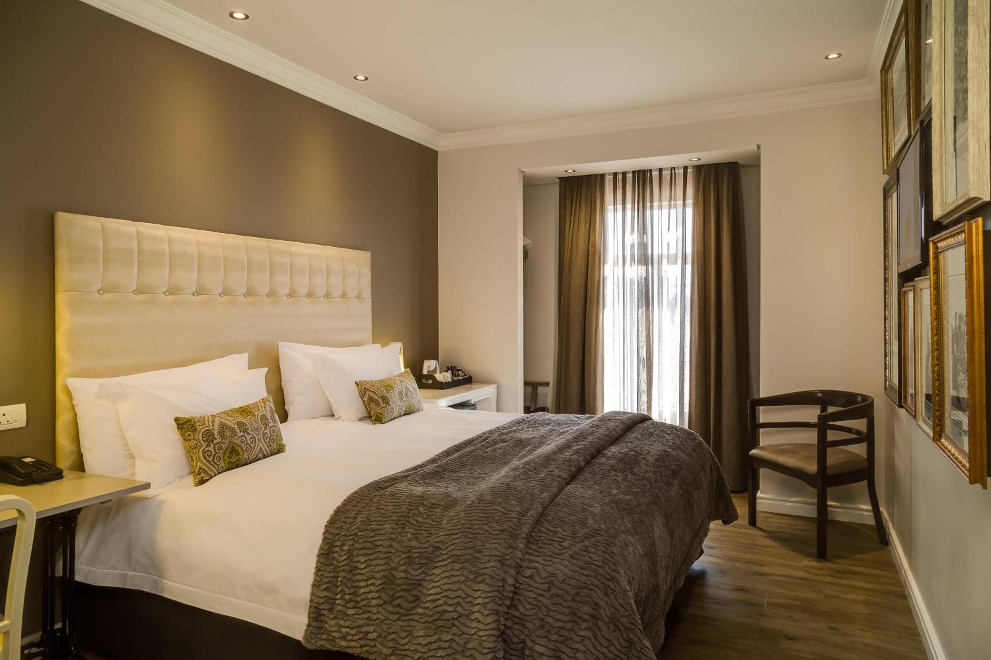Protea Hotel By Marriott Kimberley Extérieur photo