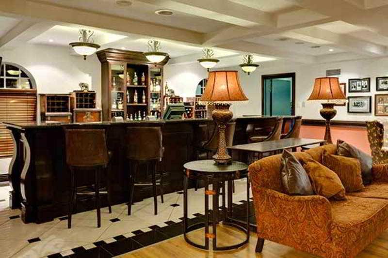 Protea Hotel By Marriott Kimberley Extérieur photo
